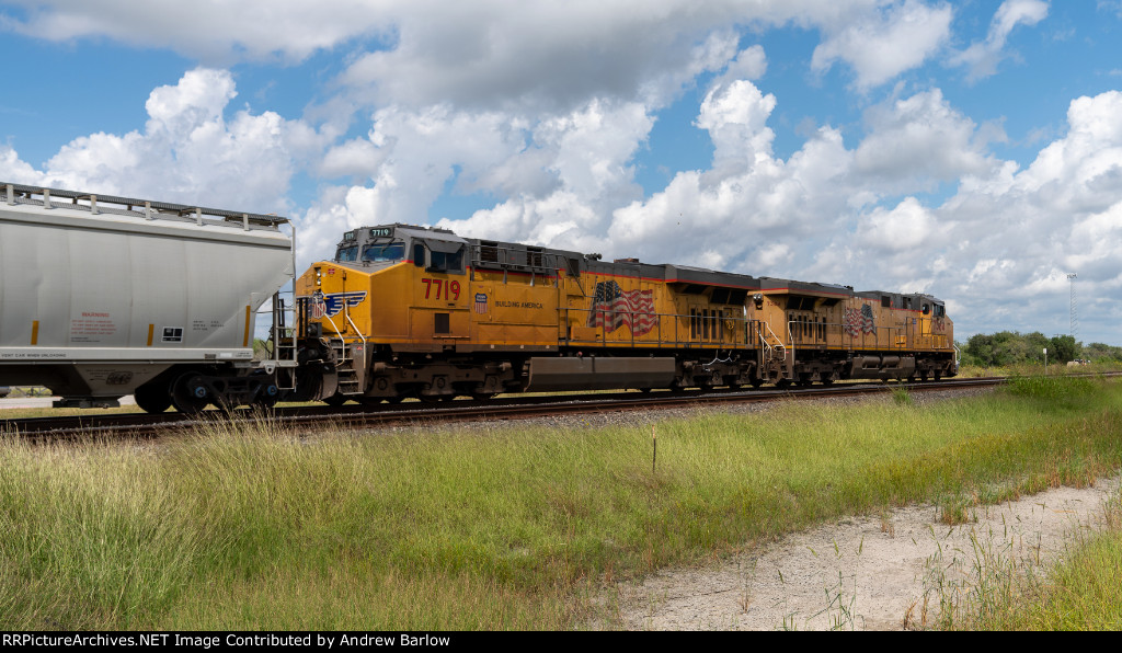 NB Manifest at Sinton